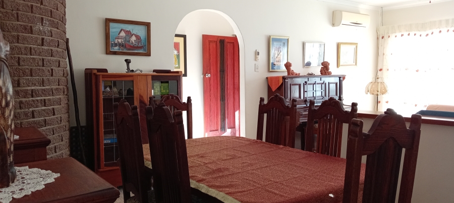 4 Bedroom Property for Sale in Strelitzia Park Eastern Cape